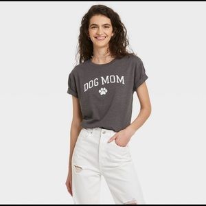 Dog Mom Tee